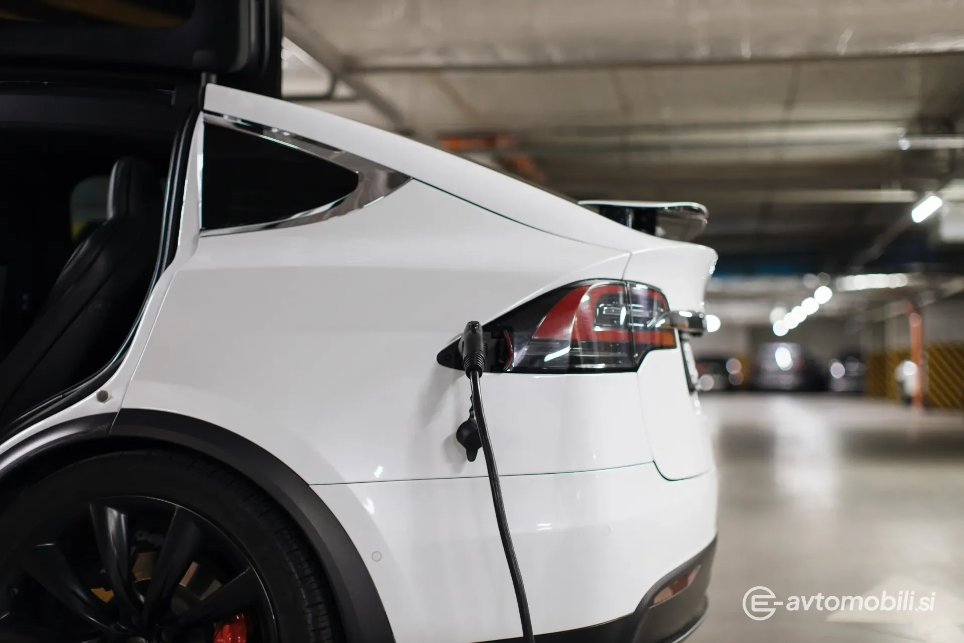 Prodam Tesla x – fotografija 1